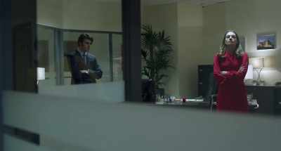Sarah Manning is coming
straight at Hoffman, - Acceptable Risk