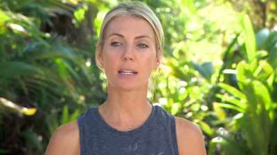 Sarah: Mark and Cate have
been tremendously swamped - Island of Bryan