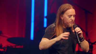 Sarah and my weird
last 15 years, - Tim Minchin: Back