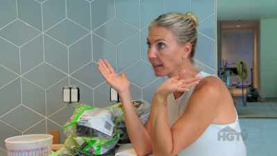 Sarah: Ok, so let's do this,
can we check in the attic? - Island of Bryan