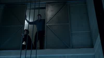 Sarah! Kurt! - Kurt! - Reade! We're gonna get you guys out, all right? All right, just hang on! Are - Blindspot