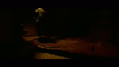 Sarah! Sarah! Run! - The Descent