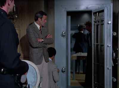 Sasquatch, return now. - The Six Million Dollar Man