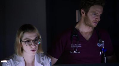 Sats are dropping. - Chicago Med