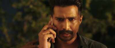 Save her at any cost, please - Ratsasan