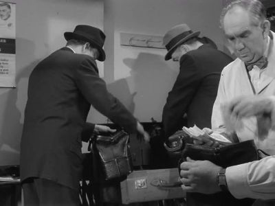 SAY, BILL,
WHERE'S THE DOPE
WHO RUNS THIS PLACE? - The Andy Griffith Show