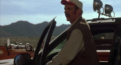 Say you have some sort of tranquilizer - Tremors 3: Back to Perfection