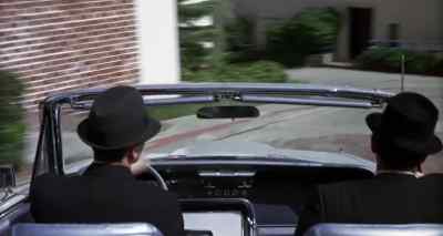 Say, here's a fun street.
Do you like curves? - Good Neighbor Sam