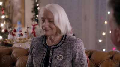 Say it, I was foolish hoping
that Carson would change his mind - Catering Christmas