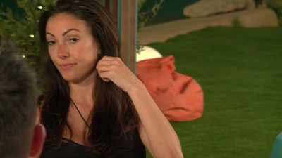 Say it like me.
Ask for another date. - Love Island