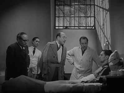 Say you remember me -
The name is Kee, Sylvester Kee. - Dead of Night