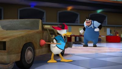 Say, what's the big idea,
ya big palooka? - Mickey and the Roadster Racers