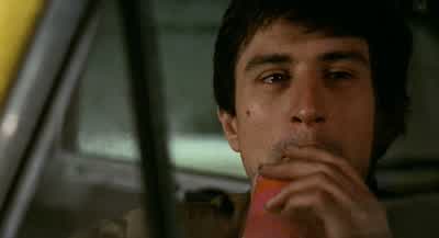 Say, you're blocking our doorway. - Taxi Driver