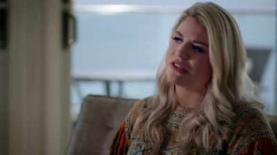 Saying, "Why are you
moving in with someone - Dirty John, The Dirty Truth