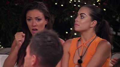 (SCATTERED APPLAUSE) - Love Island