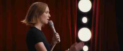 (scattered laughter) - Hannah Einbinder: Everything Must Go