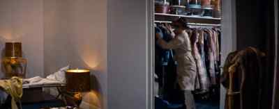 [Schatze] Pola must have left the lights on. - How to Marry a Millionaire