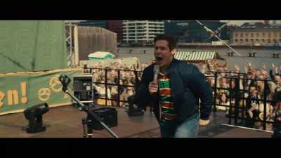 - Scheiss-scheisse. - Pitch Perfect: Bumper in Berlin