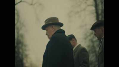 Schleicher and Papen
now persuade Hindenburg - Rise of the Nazis