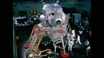 Schmitt: It was designed to fly
outside the atmosphere, - Apollo: The Forgotten Films
