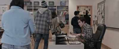 (school bell ringing) - The Grizzlies