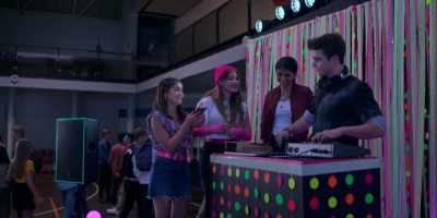 - [school bell rings] - Spin