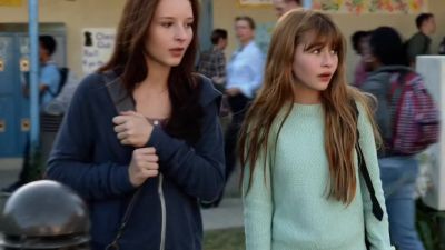 (SCHOOL BELL RINGS) - Supergirl
