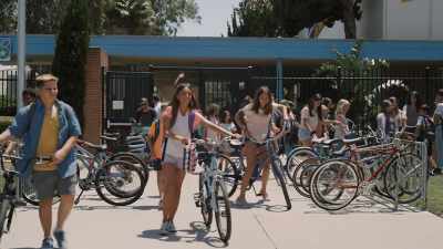 [school bell rings] - Diary of a Future President