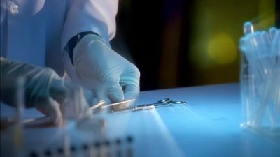 Scissors match the width
and depth of the wound. - CSI: Miami