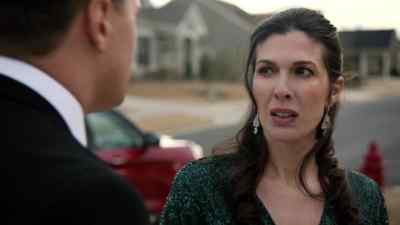 (scoffs) Carnie,
he put it there. - Lies My Babysitter Told