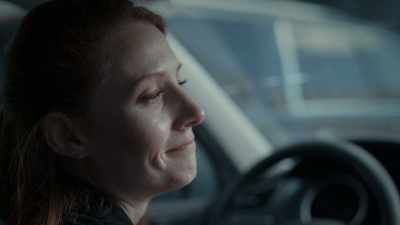 - [scoffs]
- [chuckles] - A Date with Deception