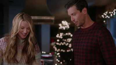 -[scoffs]
-[laughs] - Christmas on the Menu