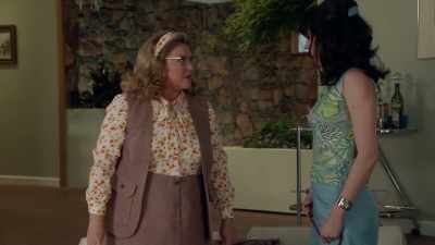 [ Scoffs ] - Ms Fisher's Modern Murder Mysteries