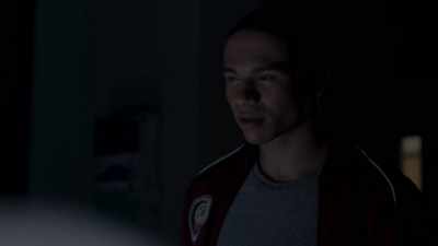 [scoffs] - Pretty Little Liars: The Perfectionists