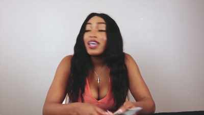 (scoffs) - Queen of the Trap House 2: Taking the Throne
