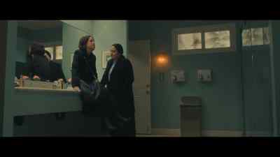 [scoffs] Yeah, well,
Jo's not Perry Smith. - Under the Bridge