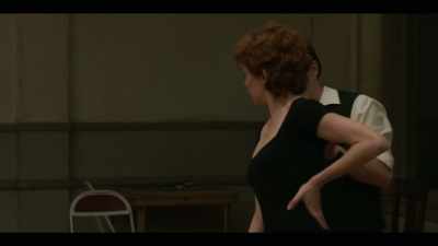 Scoot, contract, and there.
Slouch the shoulders. - Fosse/Verdon