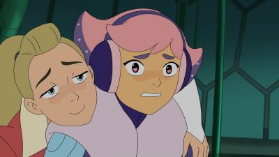 Scorpia, you can end this.
You've got to break the disc now. - She-Ra and the Princesses of Power