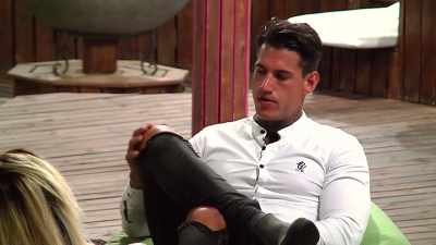 SCOTT: After coupling today,
yeah, if Sophie had said - Love Island