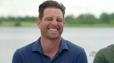 Scott: (burst out laughing) - Renovation Resort