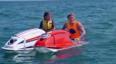 -SCOTT: GUYS, LET'S DO IT!
-RON: NO WAY! - Baywatch