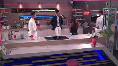 SCOTT: I'm not gonna lie,
in a way, - Love Island