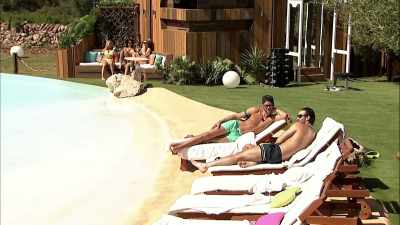Scott was out there
taming the dragon. - Love Island