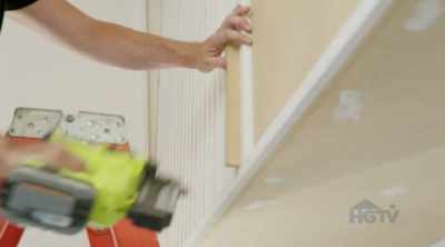 Scott: While the teams are
working on their upstairs rooms, - Renovation Resort
