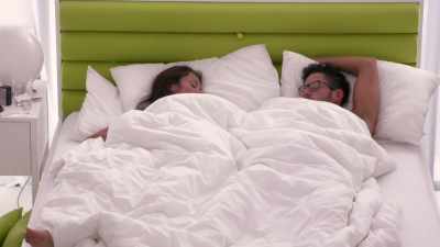 Scott's doing his morning
checklist: spectacles, - Love Island