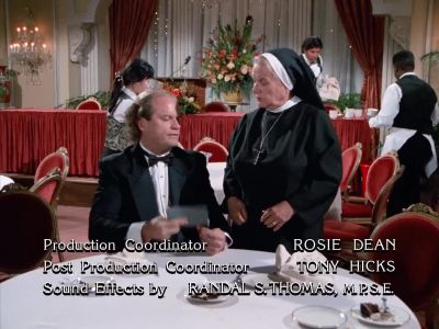 Scrambled eggs all over my face - Frasier