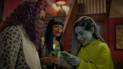 [scream notification] - Monster High: The Movie
