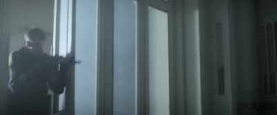 [screaming] - Outside the Wire