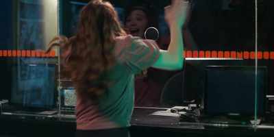 [screaming] - Stream
