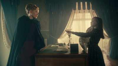 [SCREAMS LOUDLY] - Miss Scarlet and the Duke